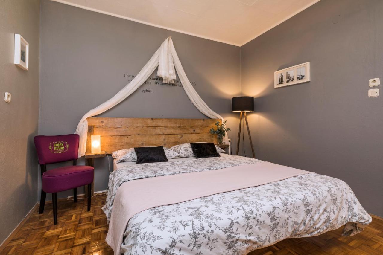 مالي لوشينغْ Alaburic Rooms & Apartment المظهر الخارجي الصورة