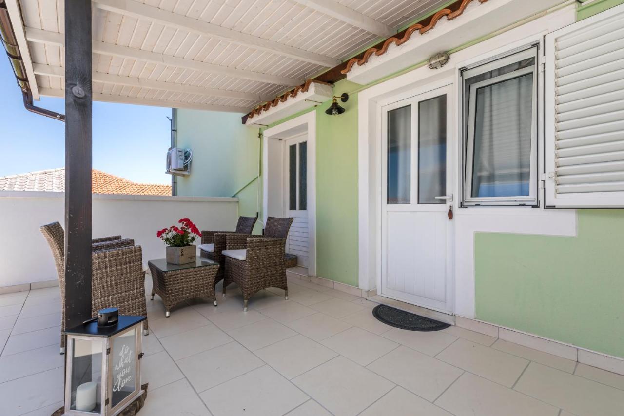 مالي لوشينغْ Alaburic Rooms & Apartment المظهر الخارجي الصورة