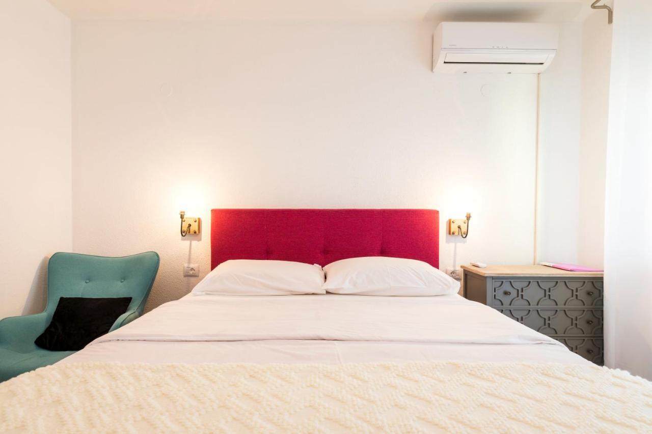 مالي لوشينغْ Alaburic Rooms & Apartment المظهر الخارجي الصورة