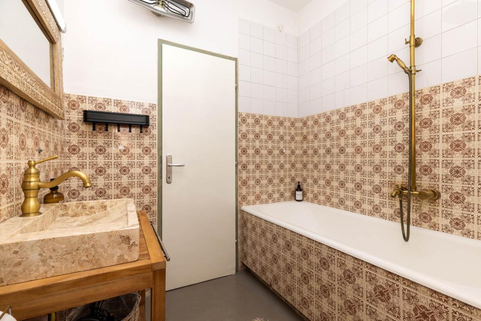 مالي لوشينغْ Alaburic Rooms & Apartment المظهر الخارجي الصورة