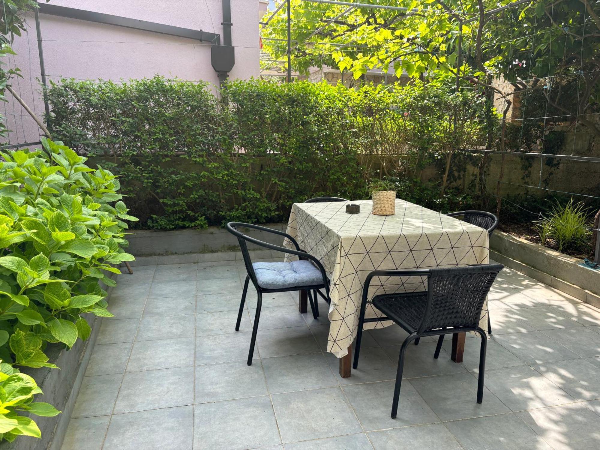 مالي لوشينغْ Alaburic Rooms & Apartment المظهر الخارجي الصورة